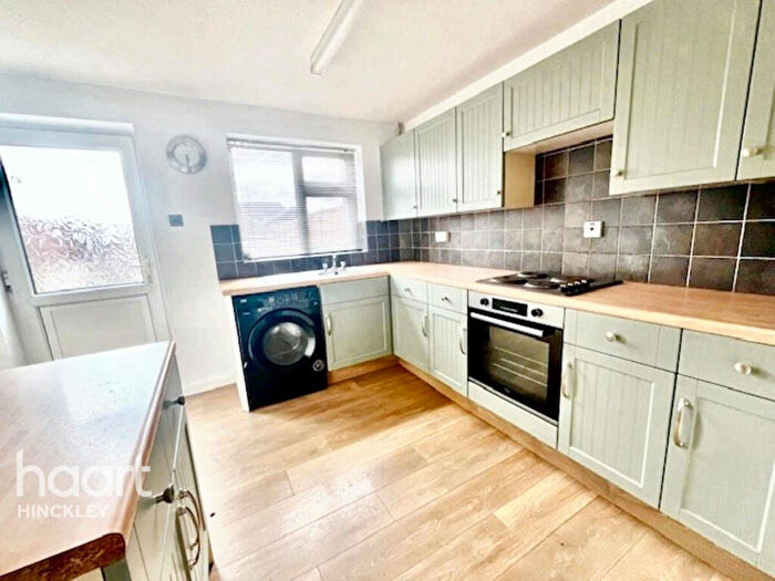 3 Bedroom Town House For Sale In Hereford Close, Barwell, LE9