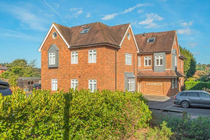 2 Bedroom Flat To Rent In Croft Road, Godalming, GU7
