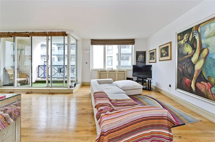 2 Bedroom Flat For Sale In Chelsea Harbour, London, SW10