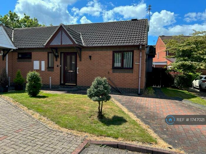 2 Bedroom Bungalow To Rent In Agincourt, Hebburn, NE31