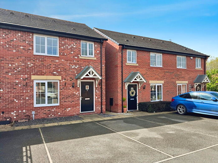 3 Bedroom Semi-Detached House For Sale In Sandstone Lane, Tarporley, CW6