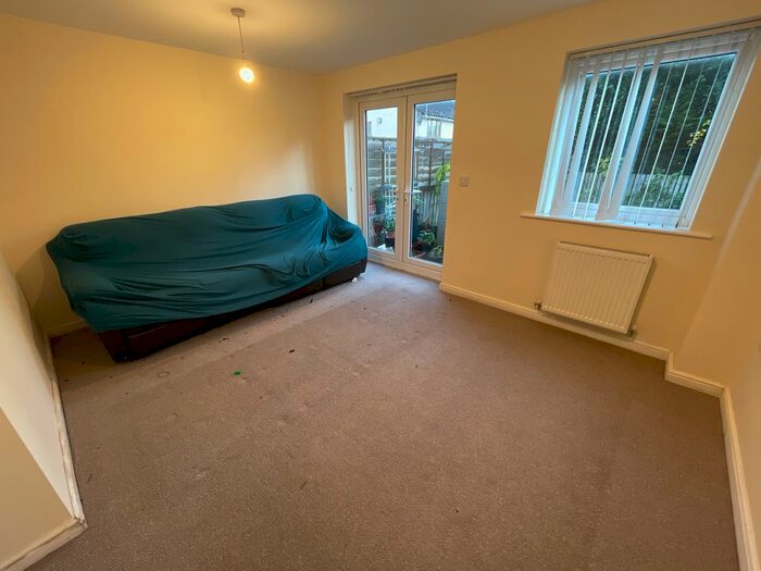 3 Bedroom Terraced House To Rent In Metcombe Way, Manchester, M11