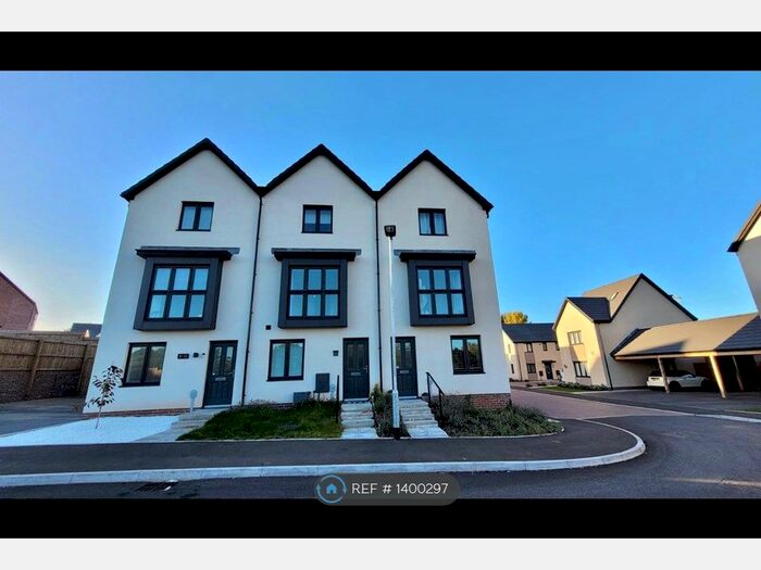 3 Bedroom Terraced House To Rent In Stryd Boyd, Old St. Mellons, Cardiff, CF3