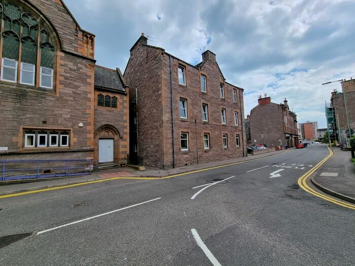 1 Bedroom Flat To Rent In New Row, Perth, PH1