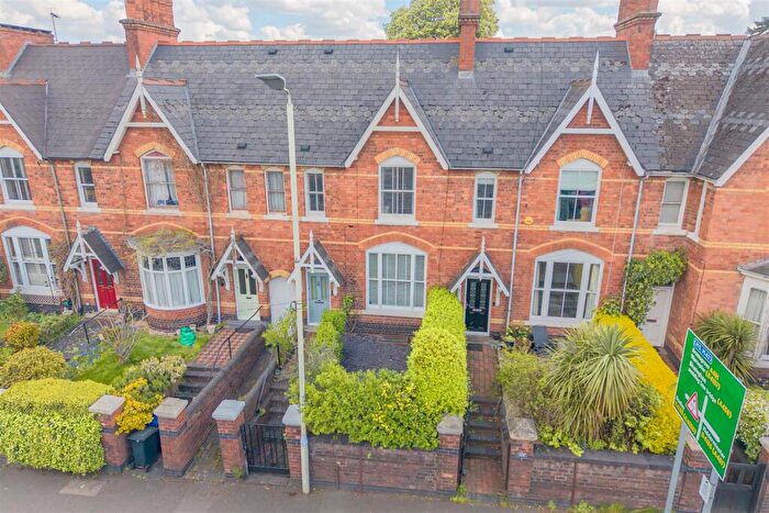 4 Bedroom Terraced House For Sale In Hagley Road, Stourbridge, DY8