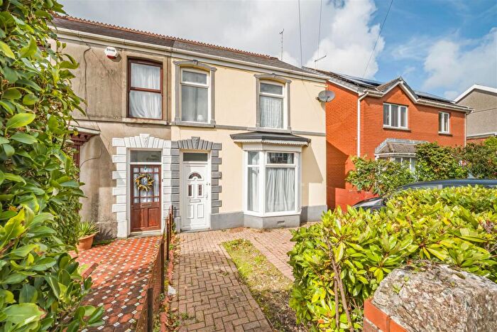 3 Bedroom Detached House For Sale In Gower Road, Killay, Swansea, SA2