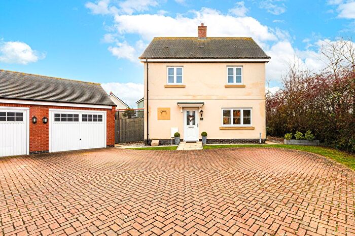 3 Bedroom Detached House For Sale In Mitchell Close, Stoney Stanton, Leicester, LE9