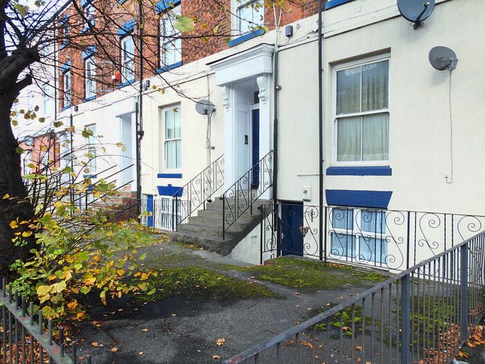 1 Bedroom Flat To Rent In Spring Bank, Hull, HU3