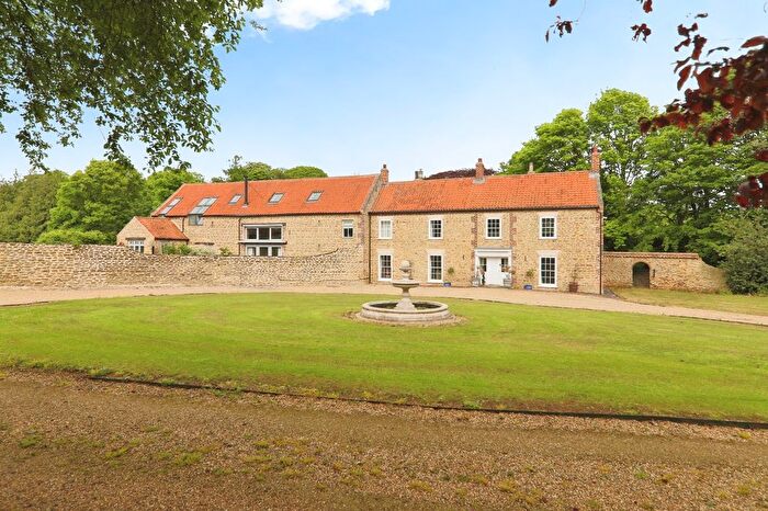 6 Bedroom Detached House For Sale In Coleby Road, West Halton, Lincolnshire, DN15