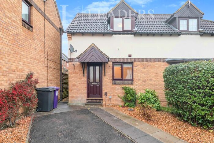 1 Bedroom Terraced House To Rent In Chennells Close, Hitchin, 0Ea. SG4