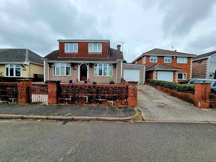 3 Bedroom Detached Bungalow For Sale In Bryn Road, Coychurch, Bridgend County., CF35