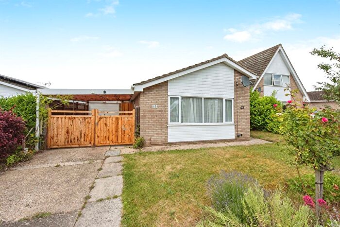 3 Bedroom Detached Bungalow For Sale In Caudle Avenue, Lakenheath, Brandon, IP27