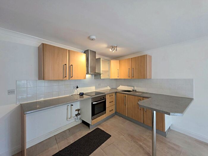 1 Bedroom Bungalow To Rent In Bitton Park Road, Teignmouth, TQ14