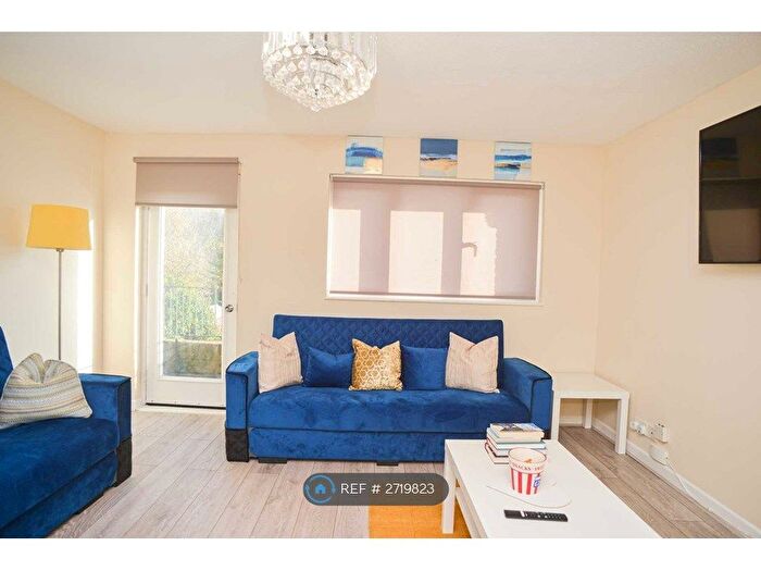 2 Bedroom Terraced House To Rent In Haldane Road, Greater London, SE28