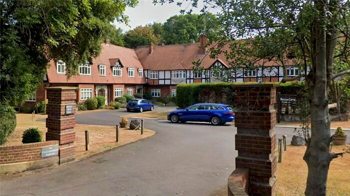 2 Bedroom Flat To Rent In Holman Court, Church Street, KT17