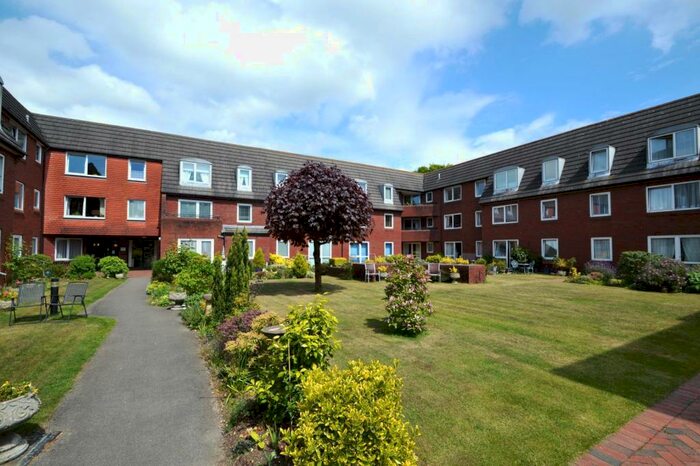 1 Bedroom Flat To Rent In Ferndown, BH22