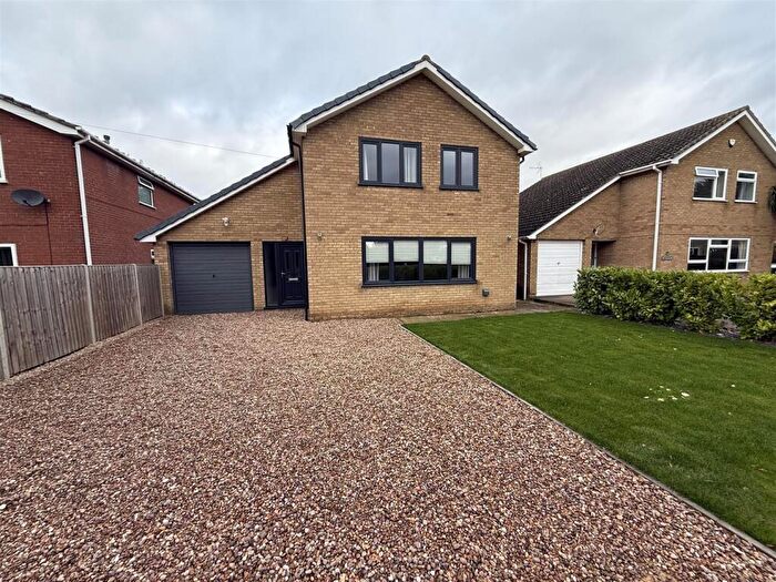 4 Bedroom Detached House For Sale In Pilgrims Way, Spalding, PE11
