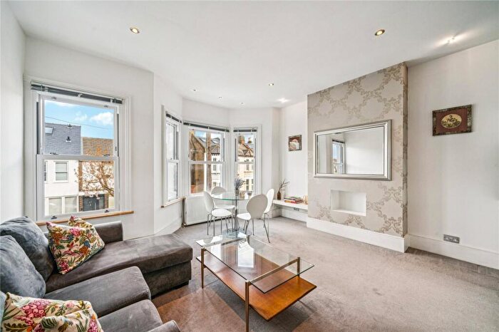 3 Bedroom Apartment For Sale In Parma Crescent, SW11