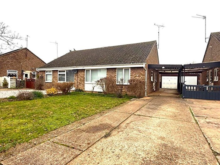 2 Bedroom Semi-Detached Bungalow For Sale In The Elms, Chatteris, Cambs., PE16