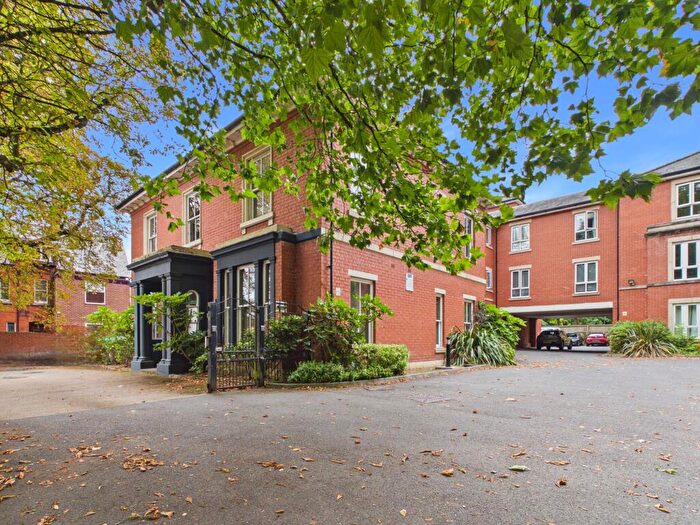 2 Bedroom Apartment For Sale In Apartment, Vicarage Place, Ashbourne Road, DE22