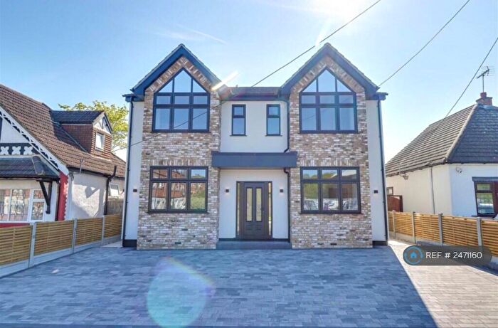 5 Bedroom Detached House To Rent In Rayleigh Road, Benfleet, SS7