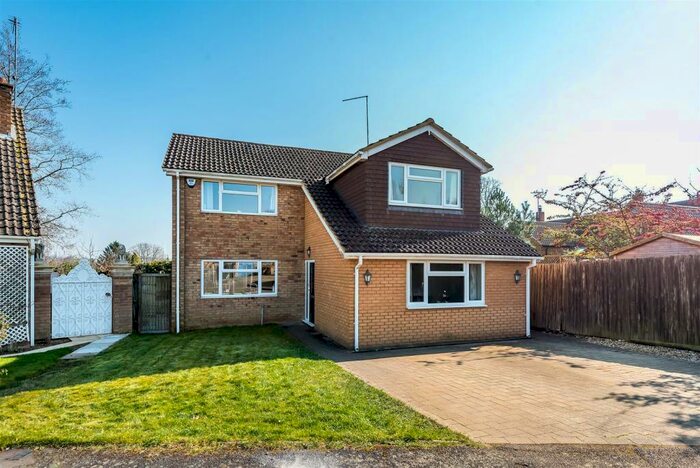 4 Bedroom House For Sale In Long Row Close, Everdon, Daventry, NN11