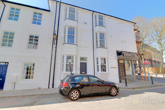 Flat To Rent In Trafalgar Street, Brighton, East Sussex, BN1