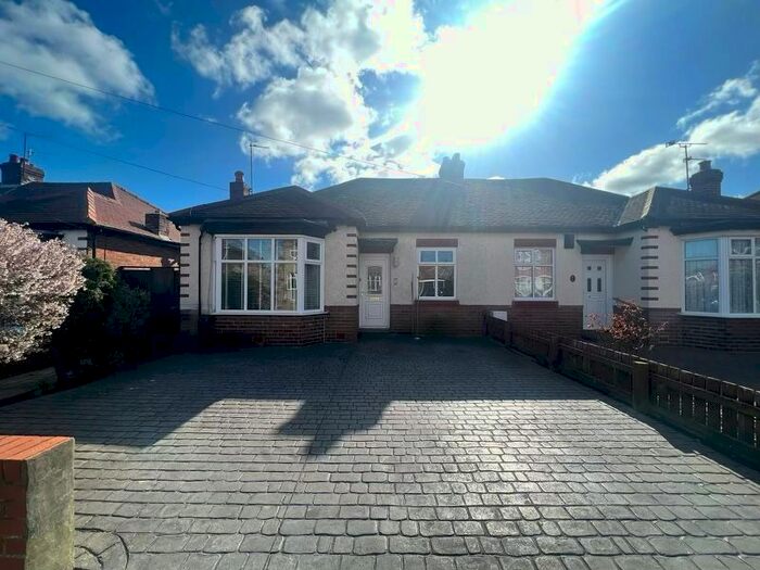 2 Bedroom Bungalow To Rent In Athol Gardens, Whitley Bay, NE25
