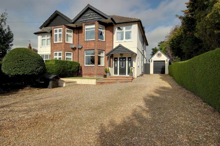 4 Bedroom Semi-Detached House For Sale In Ferriby High Road, North Ferriby, HU14