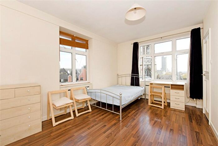 Flat To Rent In Cliffords Inn, Fetter Lane, EC4A