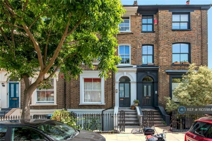 1 Bedroom Flat To Rent In Greenwood Road, London, E8