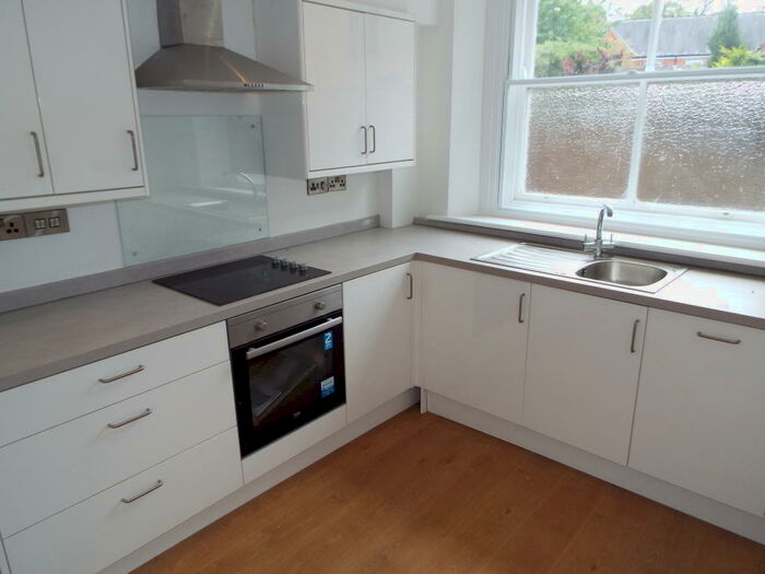 1 Bedroom Flat To Rent In Station Street, Mansfield Woodhouse, NG19