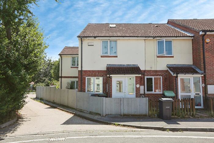 3 Bedroom End Of Terrace House For Sale In St. Anns Crescent, Gosport, PO12