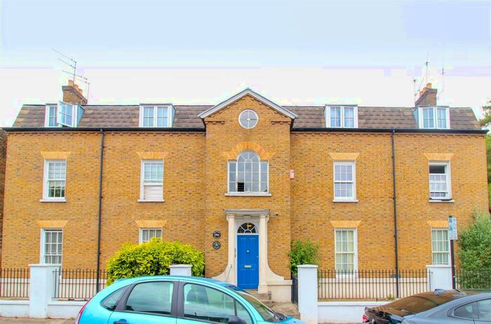 1 Bedroom Flat To Rent In Woodside Gardens, Tottenham, London, N17