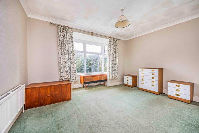 2 Bedroom Detached Bungalow For Sale In Lealand Road, Drayton, PO6