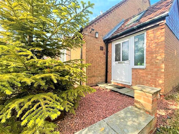 1 Bedroom Property To Rent In Brandon Way, Kingswood, Hull, HU7