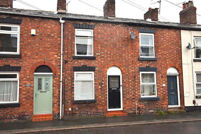 2 Bedroom Terraced House For Sale In Great King Street, Macclesfield, SK11