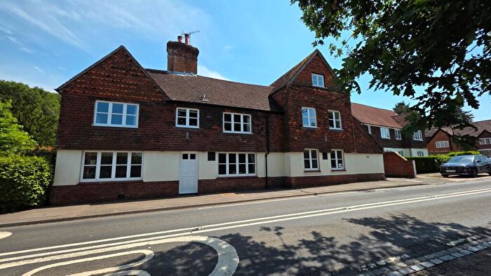 6 Bedroom Detached House For Sale In Kings Arms Court, Ockley, Dorking, RH5