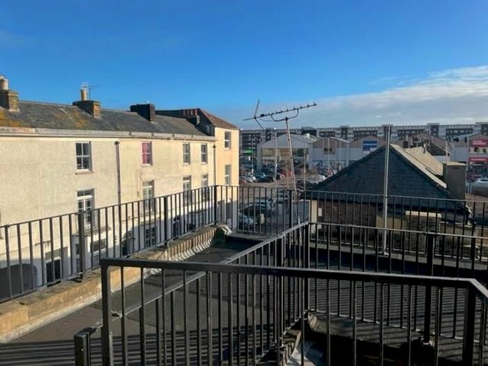 Studio To Rent In Russell Street, Dover, CT16