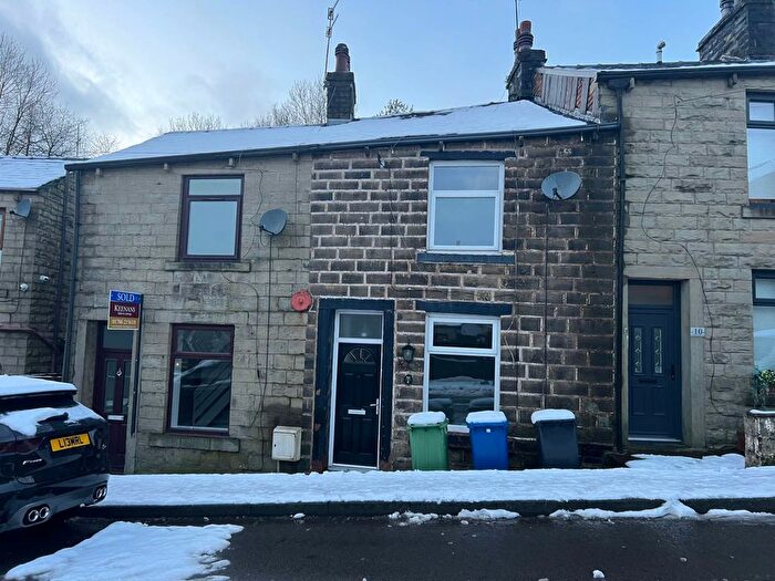 2 Bedroom Terraced House To Rent In Huttock End Lane, Bacup, OL13