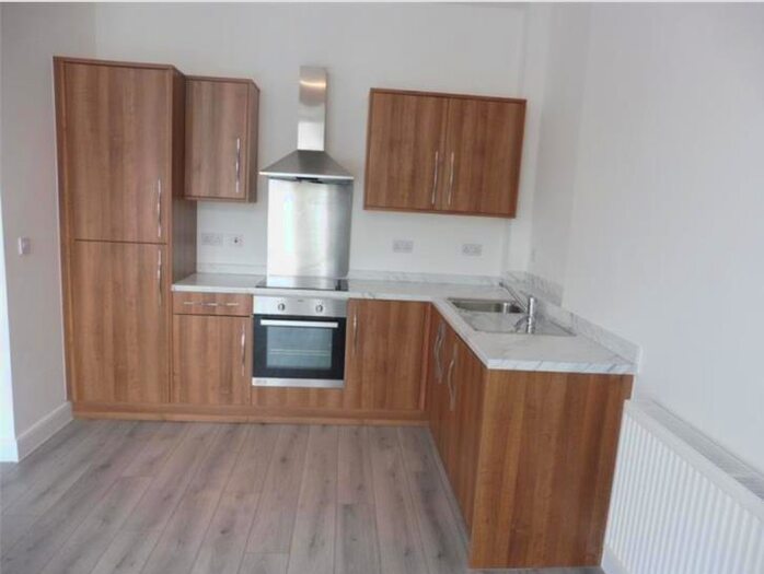 2 Bedroom Apartment To Rent In Walter Road, Swansea, SA1