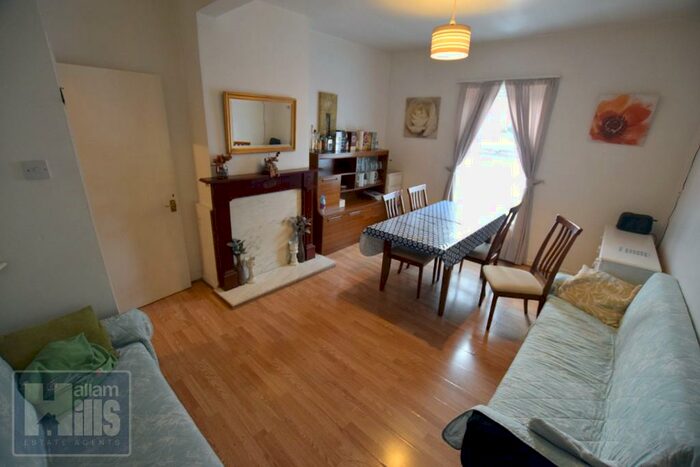 4 Bedroom Flat To Rent In Langsett Road, Sheffield, S6