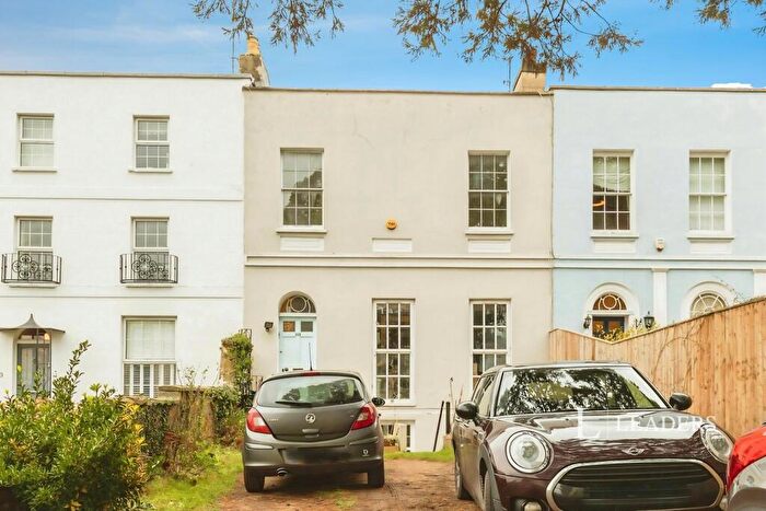 2 Bedroom House To Rent In London Road, Cheltenham, GL52