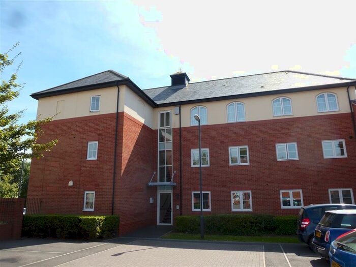 2 Bedroom Apartment To Rent In Sheaves Park, Bristol, BS10