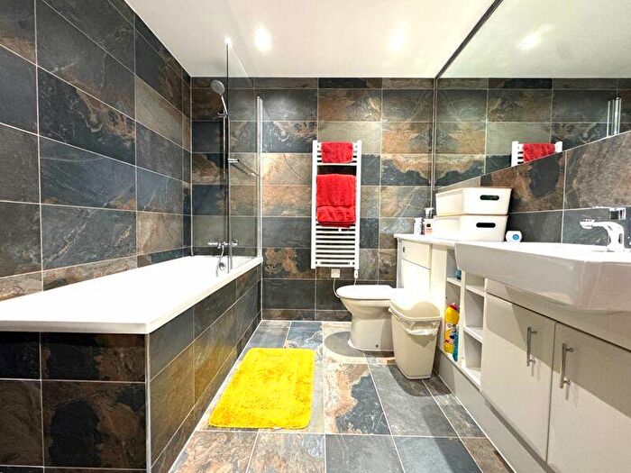 2 Bedroom Apartment To Rent In Drift Court, Basin Approach, London, E16