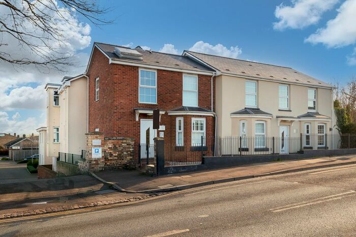 2 Bedroom Flat To Rent In Old North Road, Royston, SG8