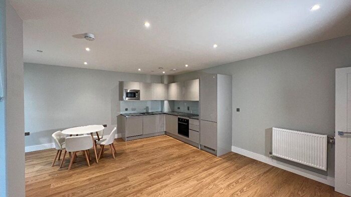1 Bedroom Flat To Rent In Lister House, Plough Lane, London, SW17