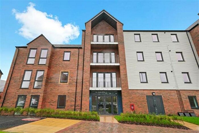 2 Bedroom Flat To Rent In Bedroom Property In Bevan Road, Leicester, LE4