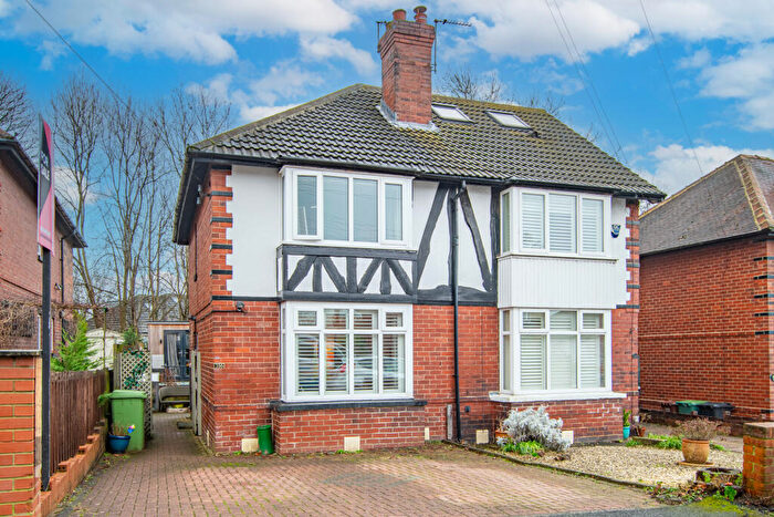 2 Bedroom Semi Detached House For Sale In Roxholme Terrace, Leeds, LS7