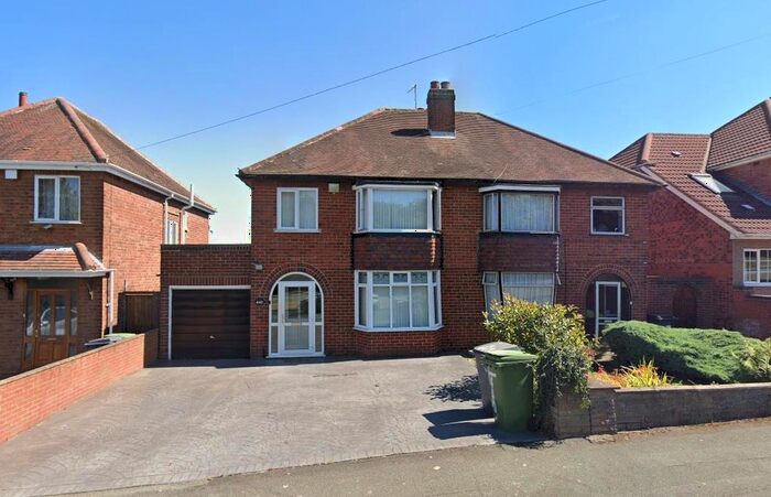3 Bedroom Semi-Detached House To Rent In Wolverhampton Road East, Wolverhampton, WV4